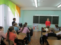 reg-school.ru/ryazan/sasovo/sosh3/News/20131207_Vstrecha_s_Daryey_Vaskinoy_04.JPG