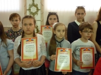 reg-school.ru/ryazan/sasovo/sosh3/News-14-15/20150608_Konk_dets_plakata_2.JPG